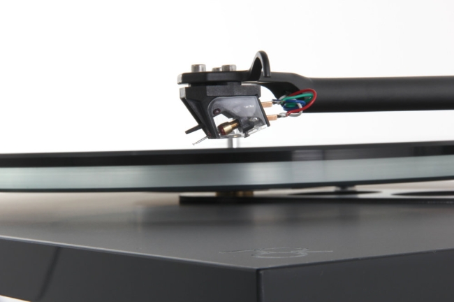 Platine Rega Planar 6 avec cellule Ania
